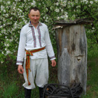 Bortnik (bee keeper) and his bort´, photo by Serhiy Zhyla