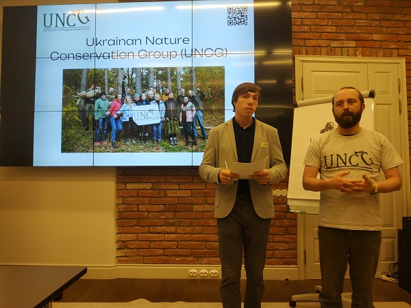 Голова ГО «Українська природоохоронна група» Олексій Василюк вітає учасників конференції